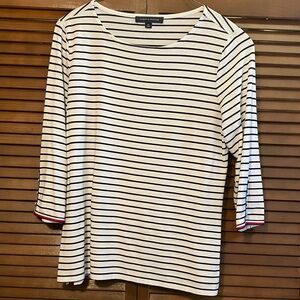 Tommy Hilfiger Women's Navy and White Striped Long Sleeve Top